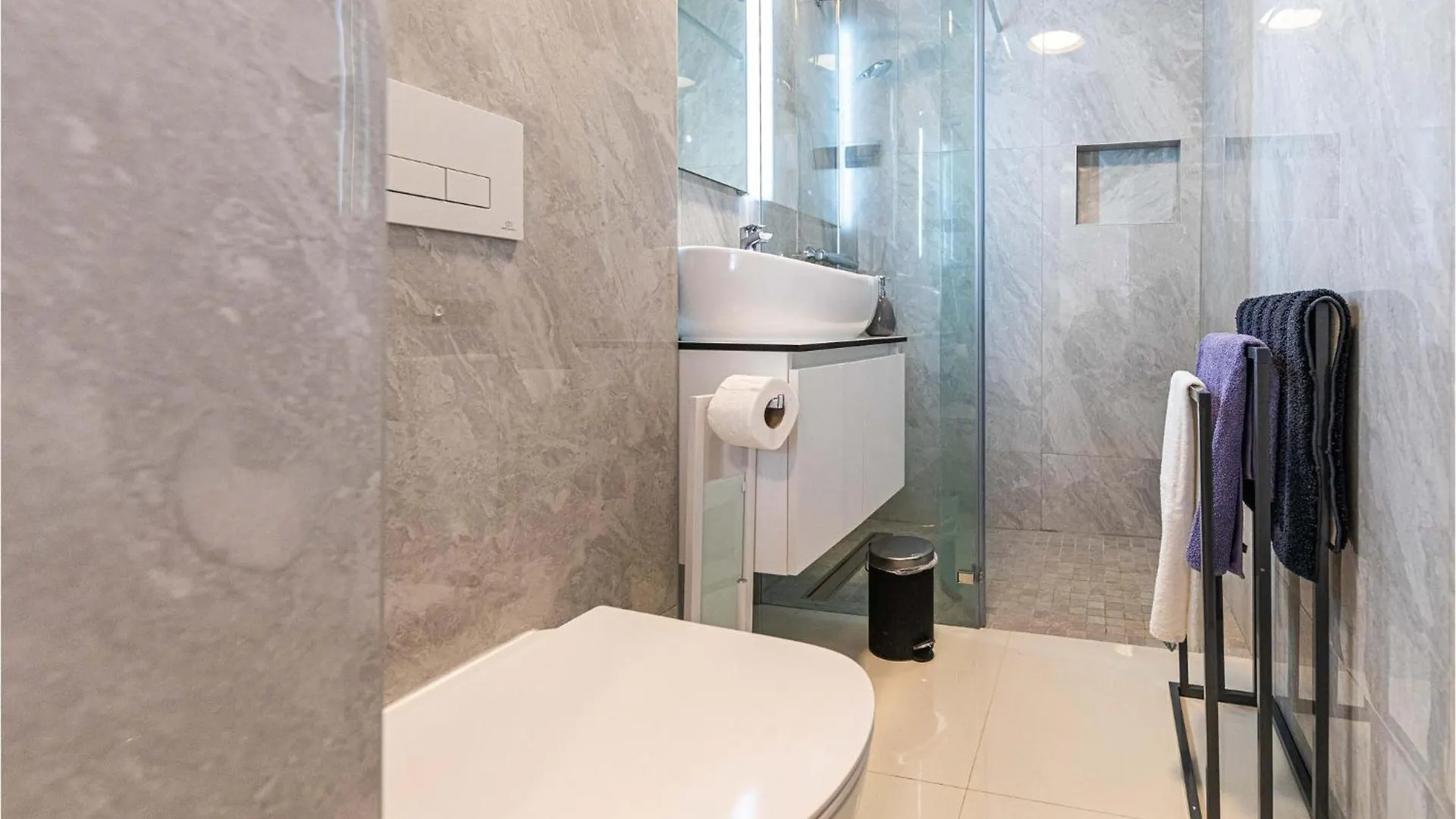 Beautiful Apartment In Seget Donji With Kitchen Trogir